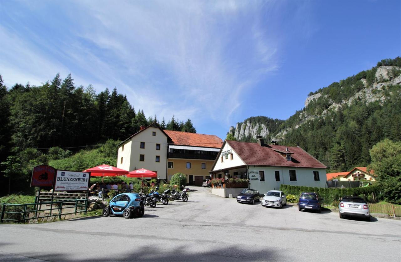 Gasthaus Blunzenwirt Apartment Breitenstein Exterior photo